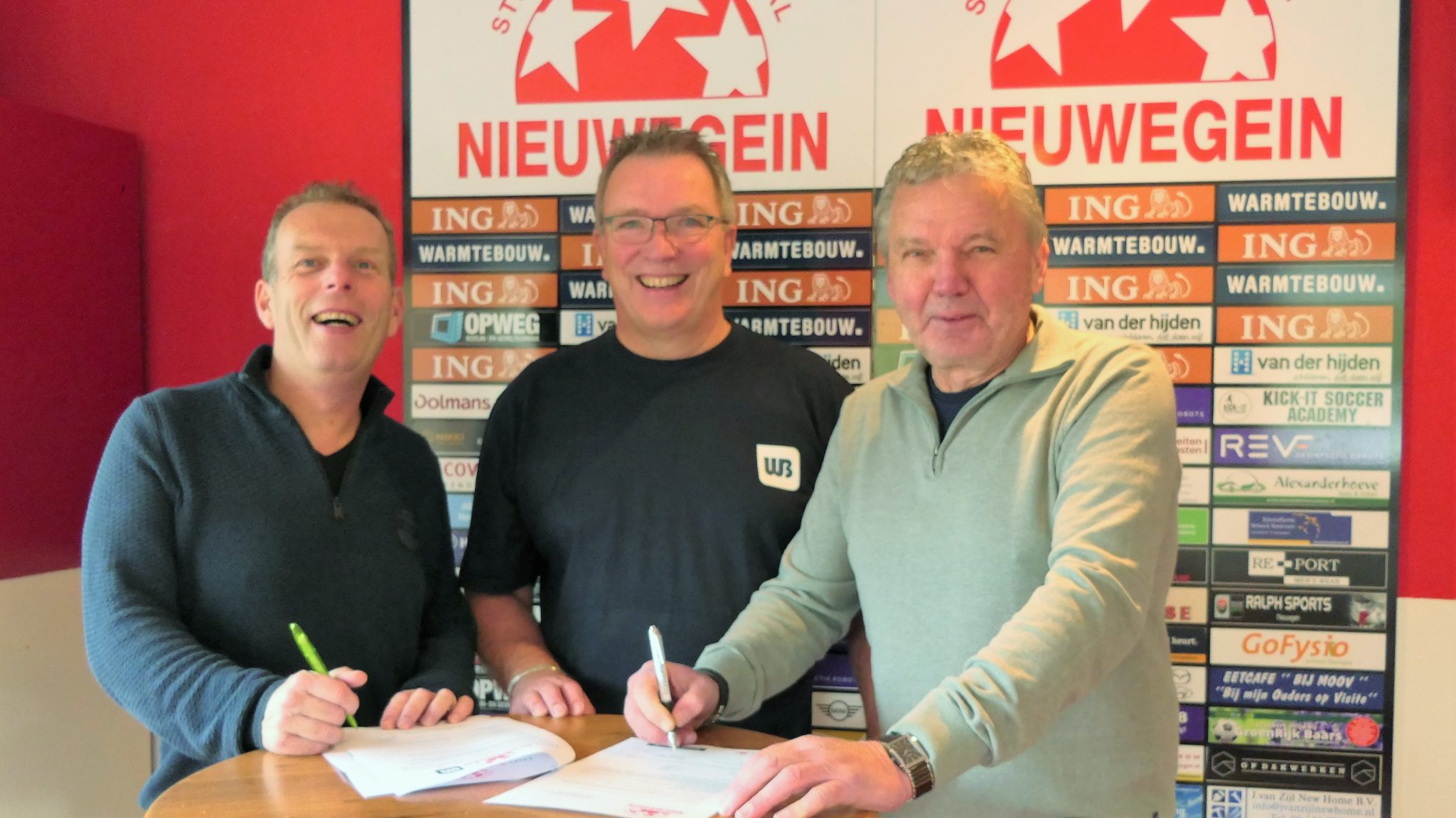 Nieuwe sponsor: Autobedrijf Vrielo en van Rooijen